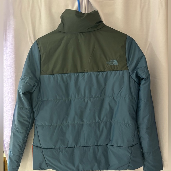 For @Freckled_Fox_ only The North Face Jacket Blue Black Women’s M Embroidered - Picture 2 of 7